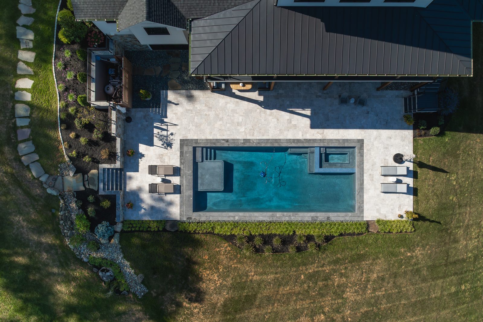 The pool and terrace at Monte’s Run from directly above
